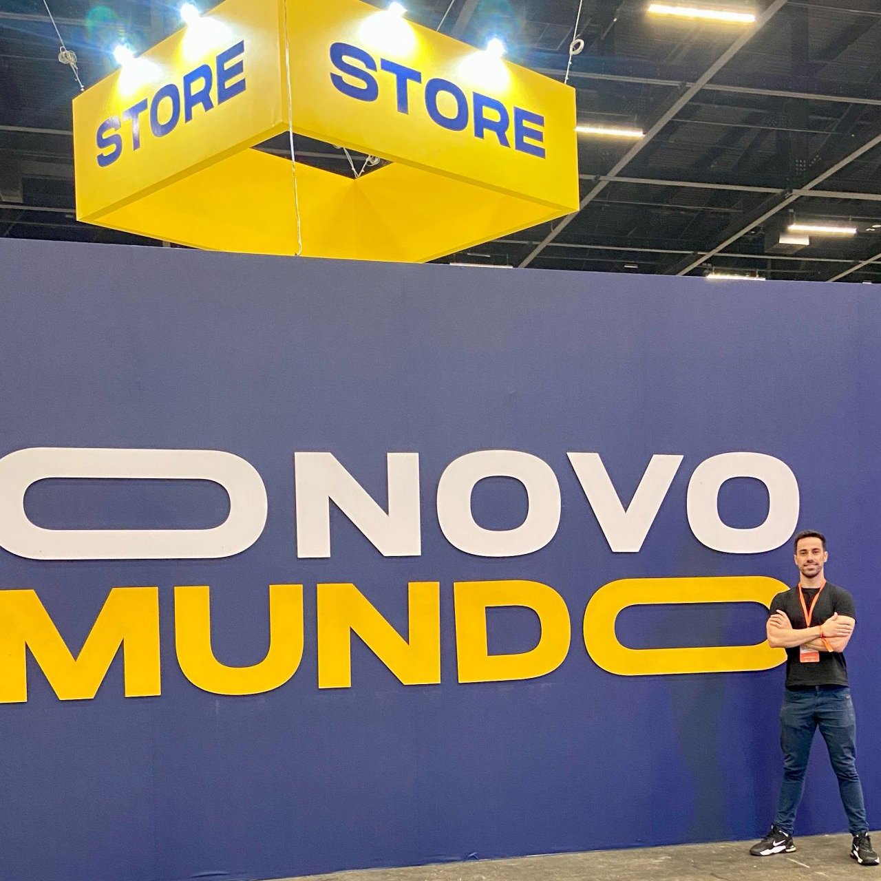 Jeff no evento O Novo Mundo, de Érico Rocha
